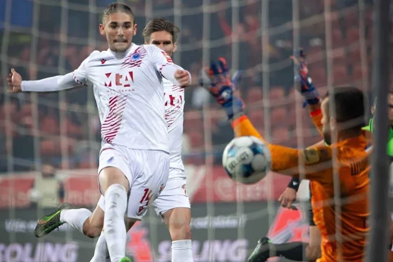 Zrinjski u velikom derbiju pobijedio Borac u Banjoj Luci i vratio se u igru za titulu