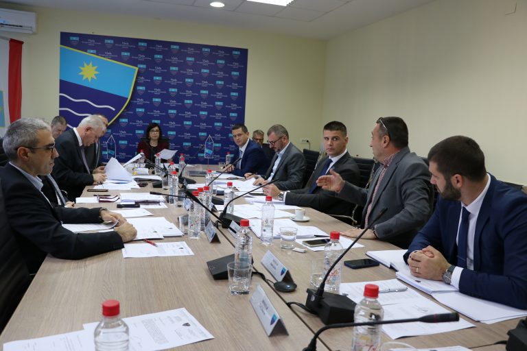 Vlada HNK: Odobrena sredstva za projekte lokalne samouprave i razvoj poslovnih zona