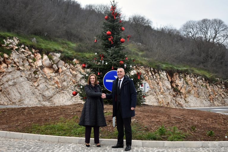 Čapljina: Gradonačelnica Raguž i ministar Bevanda obišli novoizgrađeni savremeni kružni tok u Gabeli