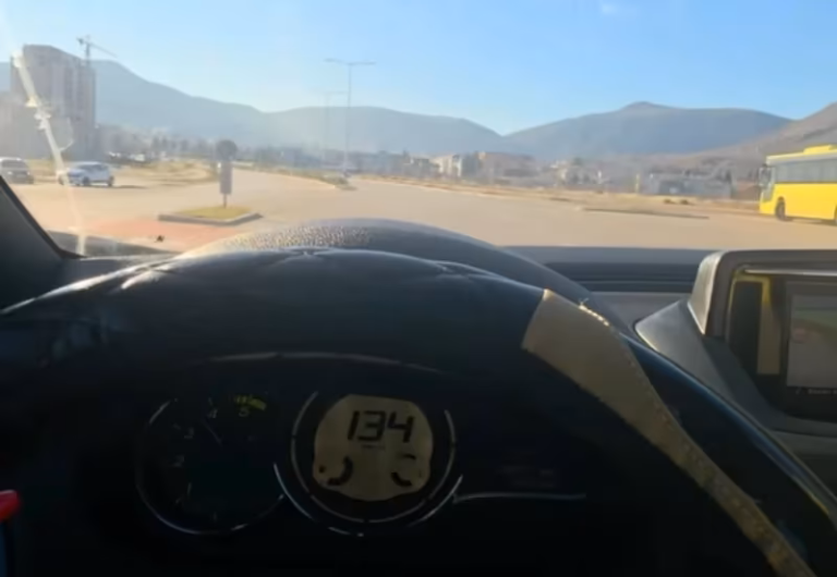 Mostar: Snimala se u vožnji i vozila 134 km/h preko Studentskog mosta