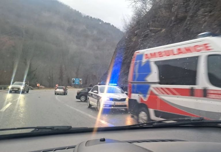 Jablanica: Automobil proklizao i zabio se u brdo kod Lendave