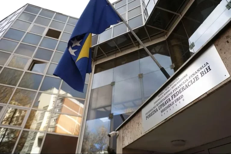 Štrajk u Poreznoj upravi FBiH: Dva sata obustave rada svaki dan