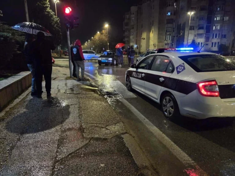 Mostar: Najmanje dvoje ozlijeđenih u sudaru Golfa, BMW-a i Passata
