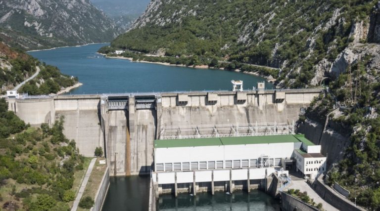 Upozorenje iz HE Jablanica: Jutros planirano otvaranje klapni, ne ulazite u staro korito Neretve!