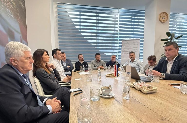 GO HDZ Mostar: “Puna podrška HŠK Zrinjski i treneru Igoru Štimcu”