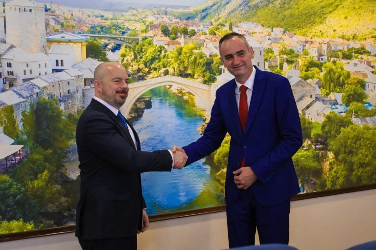 Mostar: John Ginkel danas posjetio i Đanija Rahimića