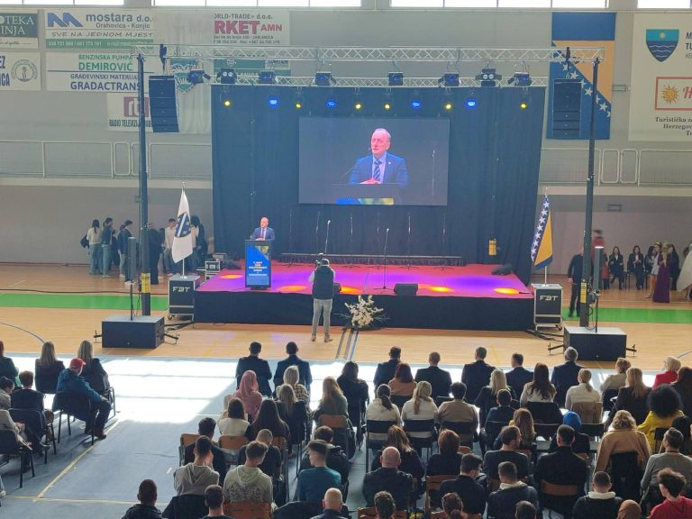 Jablanica: Učenici osnovnih i srednjih škola sa područja HNK obilježili Dan nezavisnosti BiH