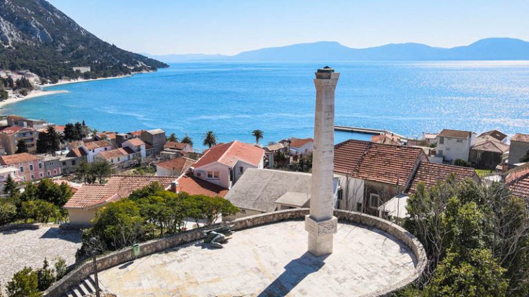 Gradac: Spektakularni partizanski spomenik nakon 30 godina vraća se u Dalmaciju!