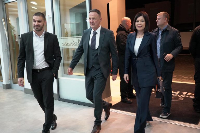 “Plavo-bijela” noć: Premijerka Buhač pozdravila proslavu GOŠK-a