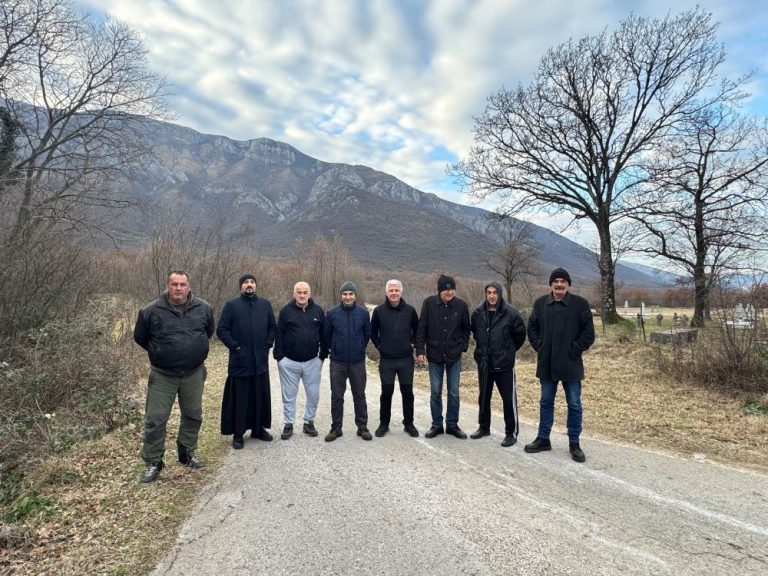 Hakalović i Krčum: Perfidni narativi o zaštiti imovine srpskih povratnika u selu Kuti