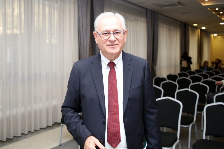 Neuspjelo mirenje Vlade i Sindikata: Ministar Bevanda poziva na nove razgovore