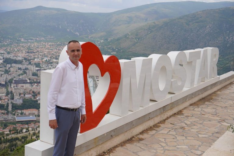 Reakcija Rahimića: “Iznenađen sam novim stepenom populizma i politikantstva kojeg je iskazao Arman Zalihić”