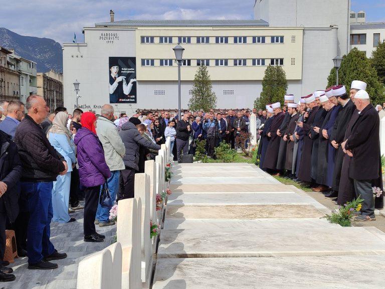 Muftija Dedović: “Dosta je trgovine našim pravima i slobodama, i dosta je popuštanja!”