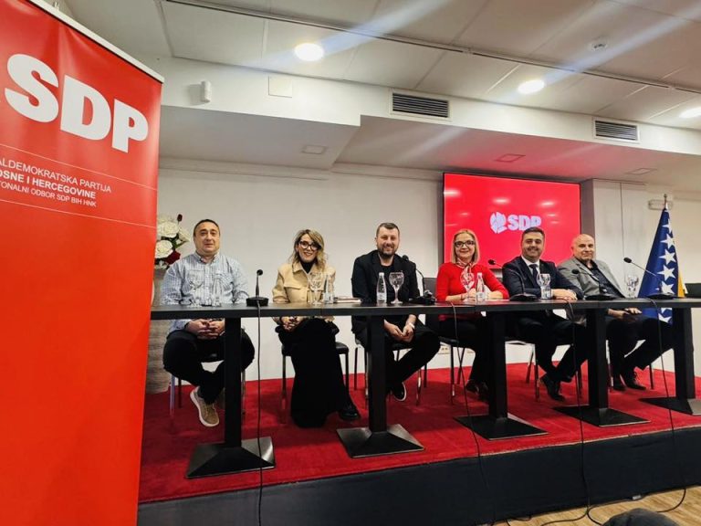 „Posao se nastavlja”: Održana panel tribina u organizaciji mostarskog SDP-a