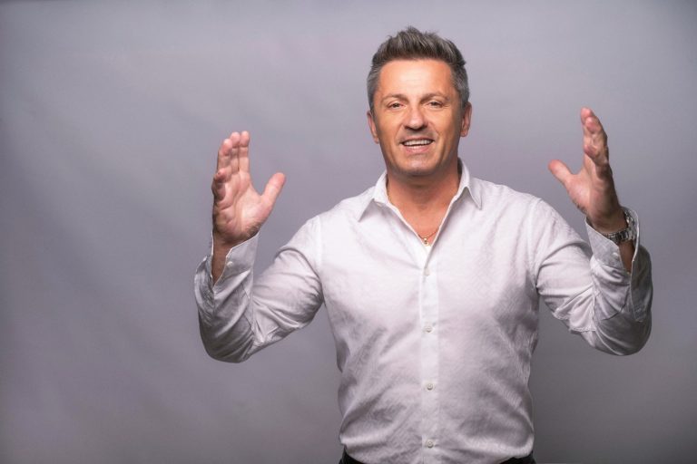 “Ramazan u Mostaru”: Veliki bajramski koncert Nihada Alibegovića