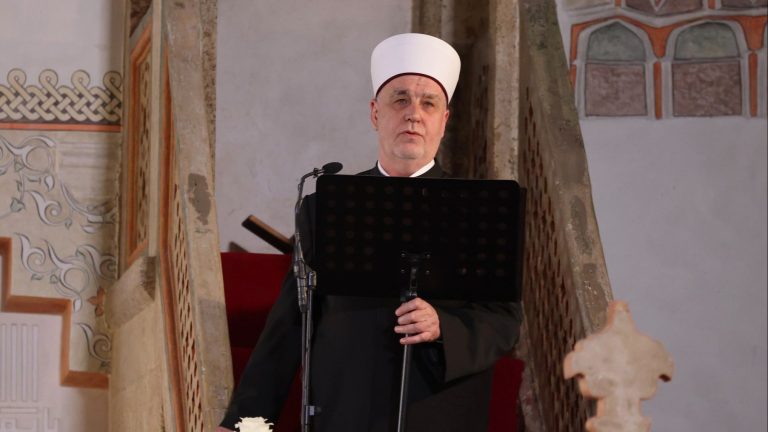 Reisu-l-ulema Kavazović: “Oni koji nose emanet koji im je povjeren, moraju biti posebno budni”!