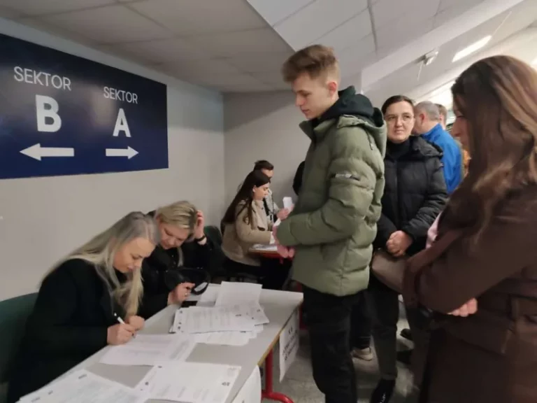 Općina Jablanica isplatila stipendije: Za 279 učenika i studenata mjesečno se izdvaja 32.000 KM
