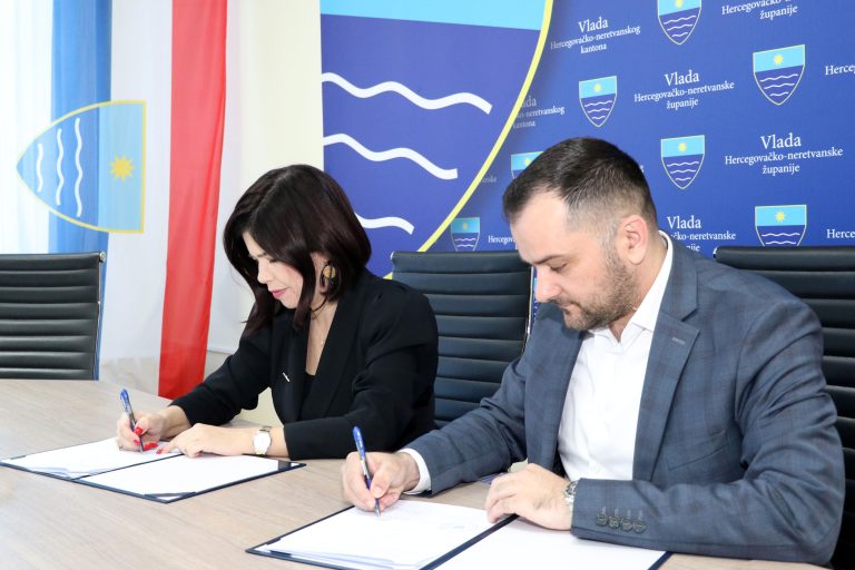 VLADA HNK: 284.000 EURA BESPOVRATNE POTPORE ZRAČNOJ LUCI MOSTAR