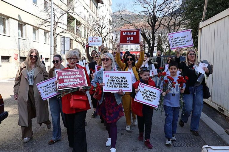 Mostar: Protestna šetnja pod nazivom ” Mostarke ne šute”