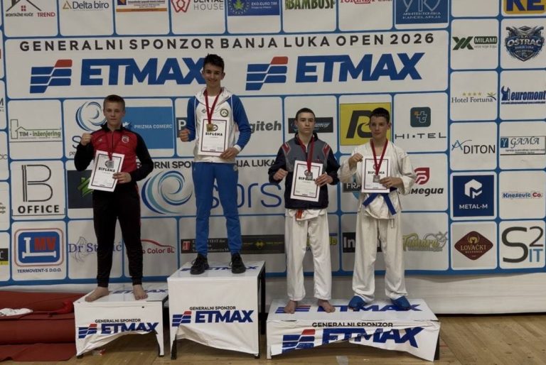Karate klub “Mostar”: Uspješan nastup na turnirima u Banjaluci i Vitezu