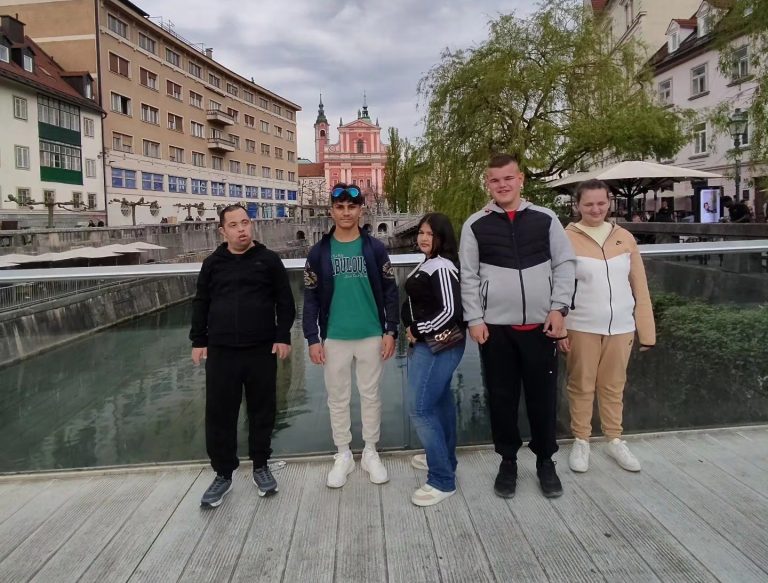 Učenici Centra “Los Rosales” zablistali u Ljubljani: Zlato i bronza stižu u Mostar