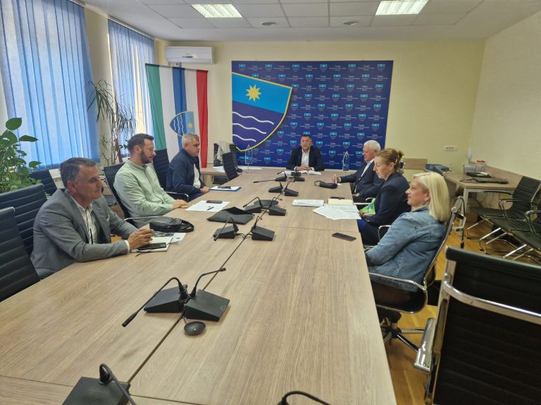 Održana konstituirajuća sjednica Kantonalne komisije za Program javnih investicija HNK