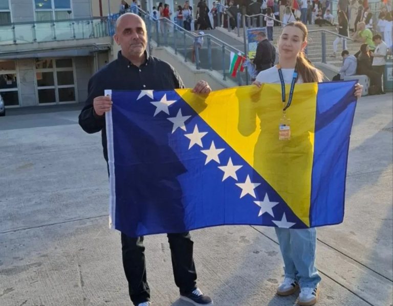 Farah Puce među najboljima u Evropi na HIPPO olimpijadi iz engleskog jezika