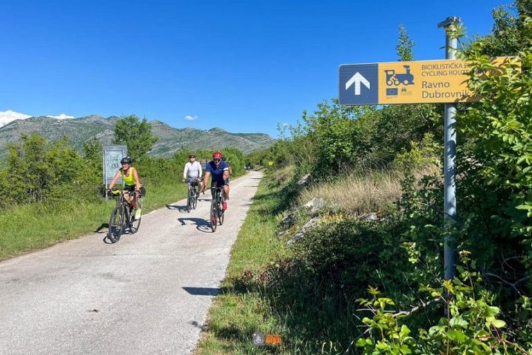 Druga Ćiro biciklijada od Hutova do Ravnog