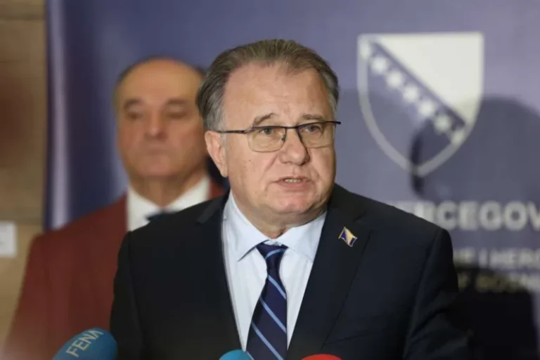 Nikšić: Opozicija pokušava širiti strah i dramatizaciju. Federacija BiH nije u finansijskoj krizi