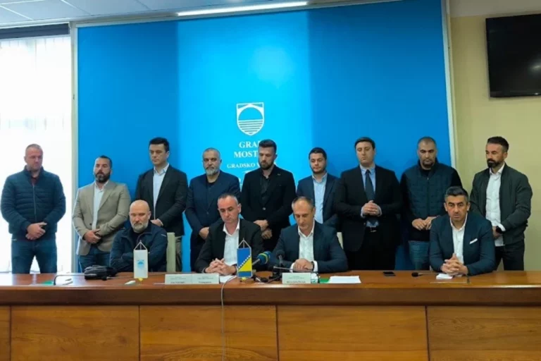 Bojkotuju, ne blokiraju: Rahimić sazvao sjednicu Gradskog vijeća – Klub Bošnjaka neće doći