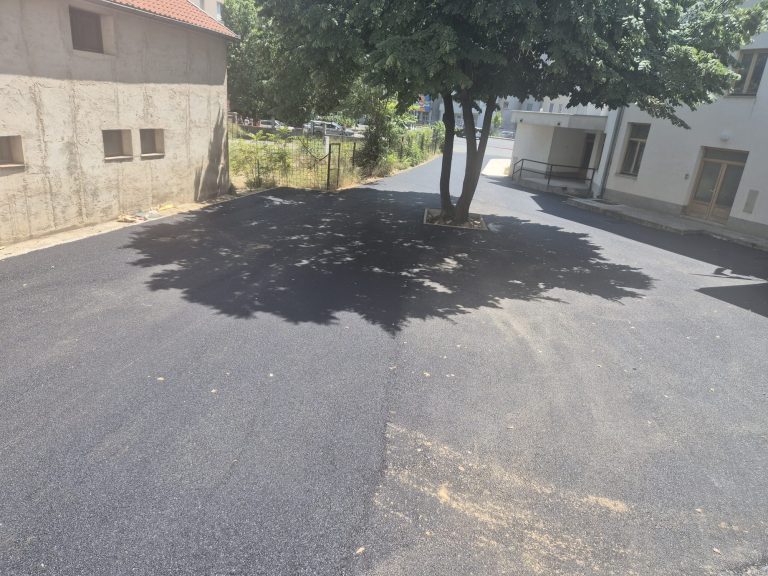 Strpljen – spašen: Održano obećanje, asfaltirano dvorište “Kamene zgrade” na Bulevaru