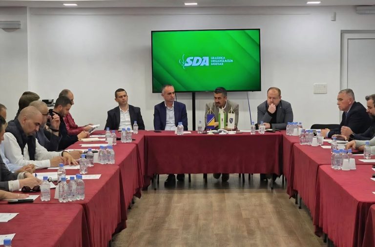 Mostarska SDA stala u odbranu Đanija Rahimića: “HDZ napadima pokušava skrenuti pažnju sa nezakonitosti svojih kadrova!”