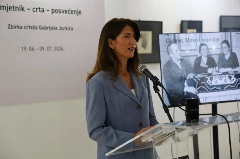 Filipović otvorila izložbu posvećenu Gabrijelu Jurkiću: “Njegovo stvaralaštvo dio je našega kulturnog i povijesnog identiteta”