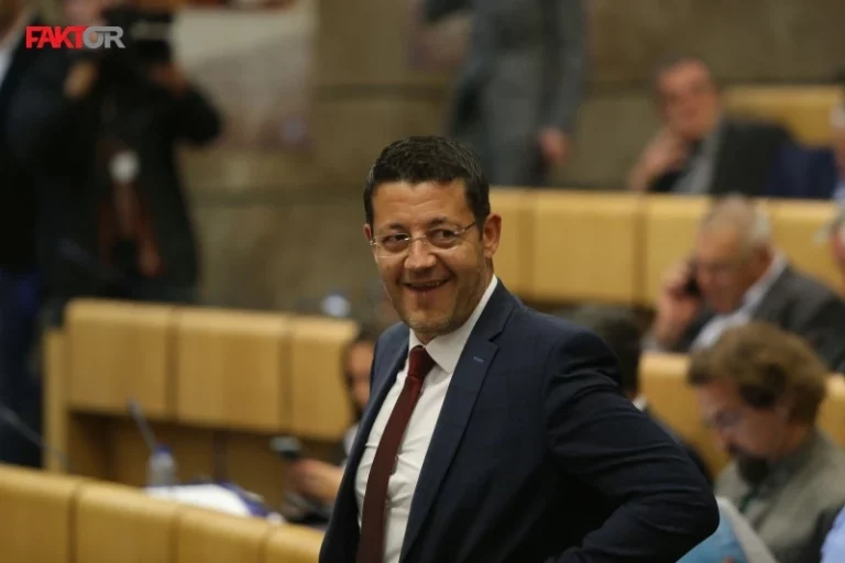 Čampara: “SDA će pomesti konkurenciju na izborima, ne vjerujem u Murphyjeve optužbe protiv Izetbegovića”