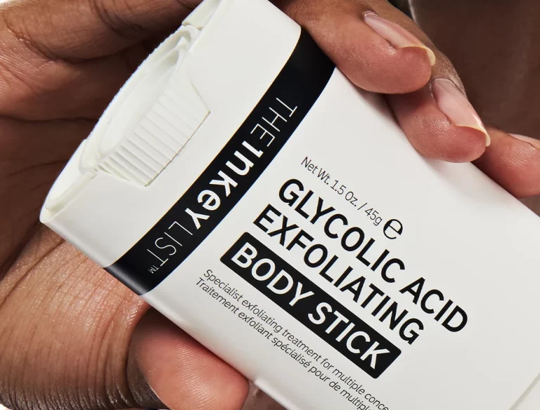 Gel za tuširanje s glikolnom kiselinom ključ je za „glass skin“ na tijelu