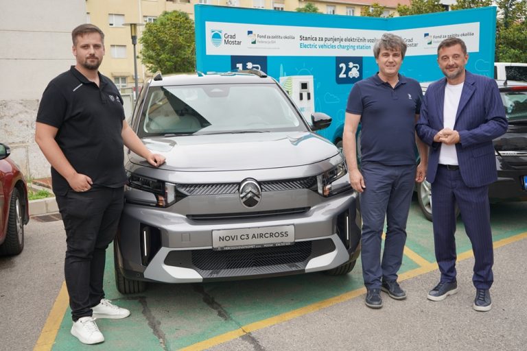 Gradonačelnik na baterije: Grad Mostar nabavio prvo službeno električno vozilo