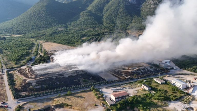 PVJ Mostar: Na Uborku više nema otvorenog plamena, vatrogasci na izmaku snaga