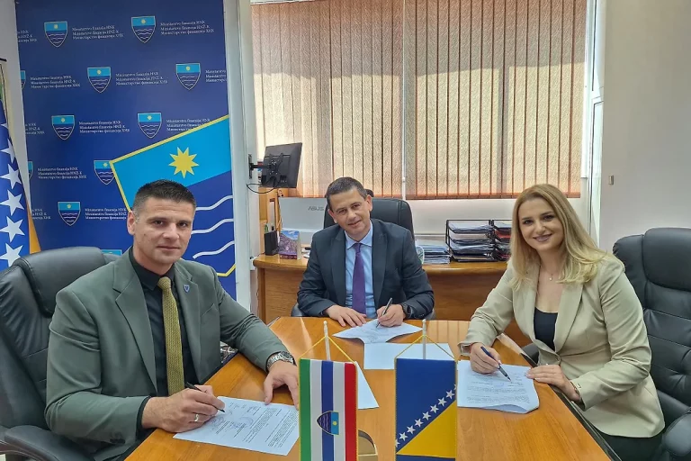 Ministarstvo finansija HNK: Elektronsko plaćanje saobraćajnih novčanih kazni