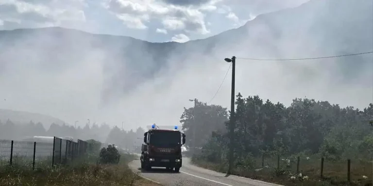 Gradski štab civilne zaštite: Požar na Uborku ugašen, započinje sanacija štete