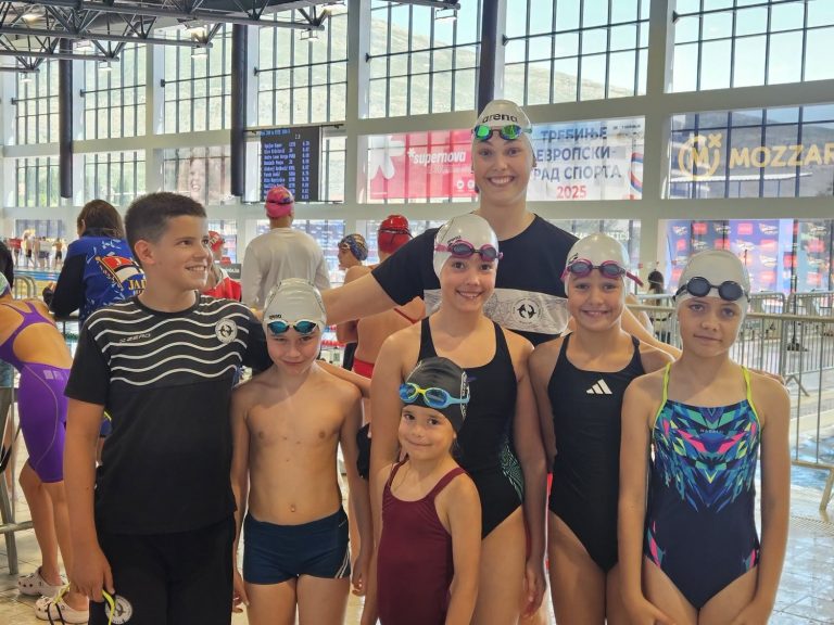 Orka briljirala u Trebinju: Osvojena 31 medalja, oboren i državni rekord