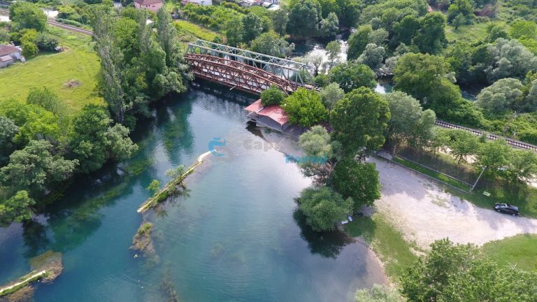 Novi ljetni spektakl u Čapljini: Skokovi s mosta na Jazu donose adrenalin, odličnu atmosferu i bogate nagrade