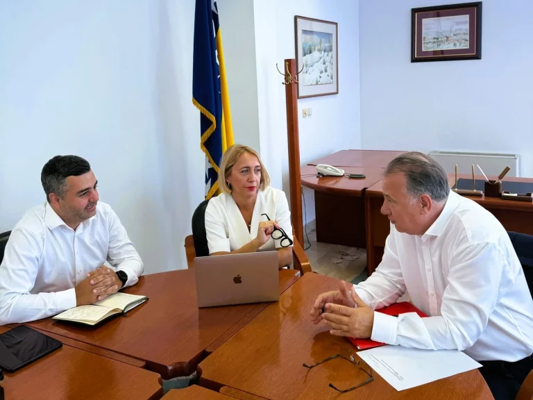 Pozder i Balavac s premijerom Nikšićem: Federalni plan upravljanja otpadom, Uborak, požari i zaštita Prenja ključne teme sastanka