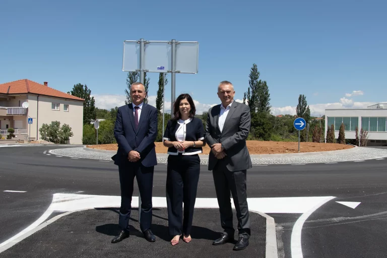 Premijerka Buhač u Čitluku: HNK nastavlja ulagati u infrastrukturu, podrška izgradnji osam dječijih igrališta