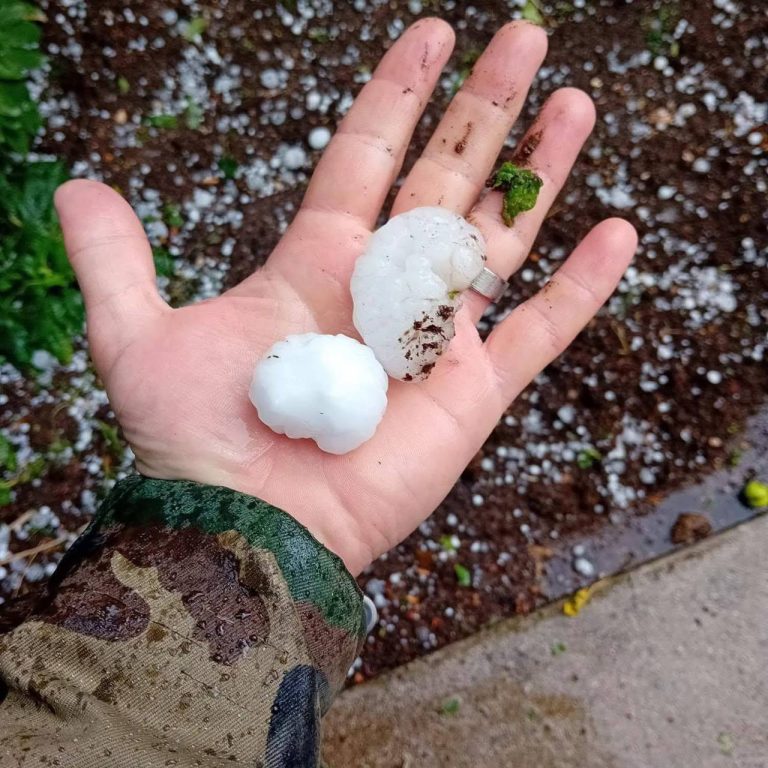 Stravične scene nakon nevremena u Hercegovini: Nevesinje broji višemilionsku štetu