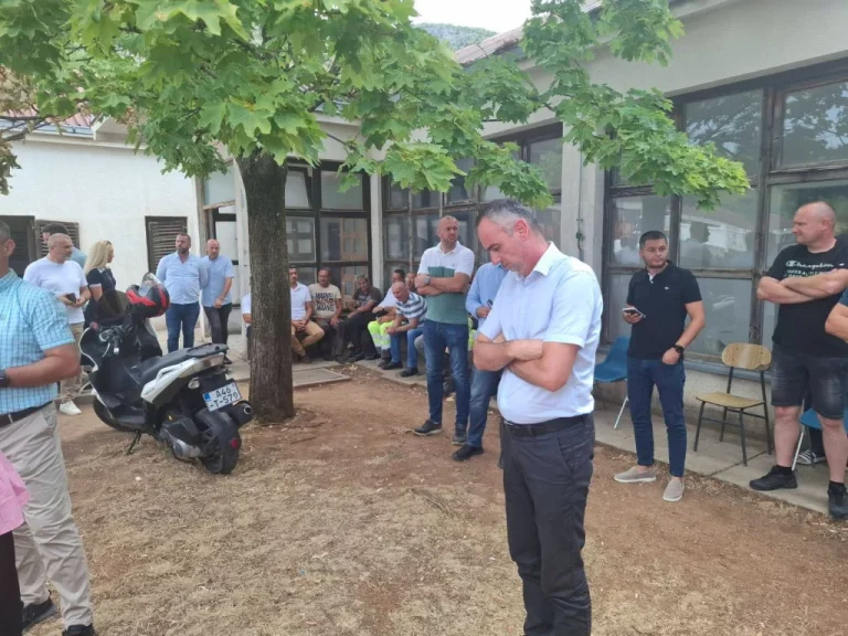 Rahimić: “Ništa nije slučajno, možda neko želi da uvede privatnu firmu u mostarsku komunalu”