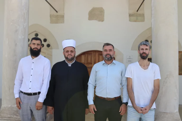Na Buni ponovo oživio vjerski život: Ali-pašina džamija dobila imama