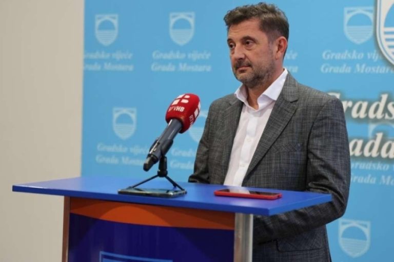 Nove Facebook optužbe: Kordić opet tvrdi da su otpušteni radnici izloženi pritiscima i manipulacijama