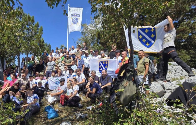 Drežnica Memorijal: Tradicionalnim maršom obilježena 33. godišnjica Bitke na Čvrsnici