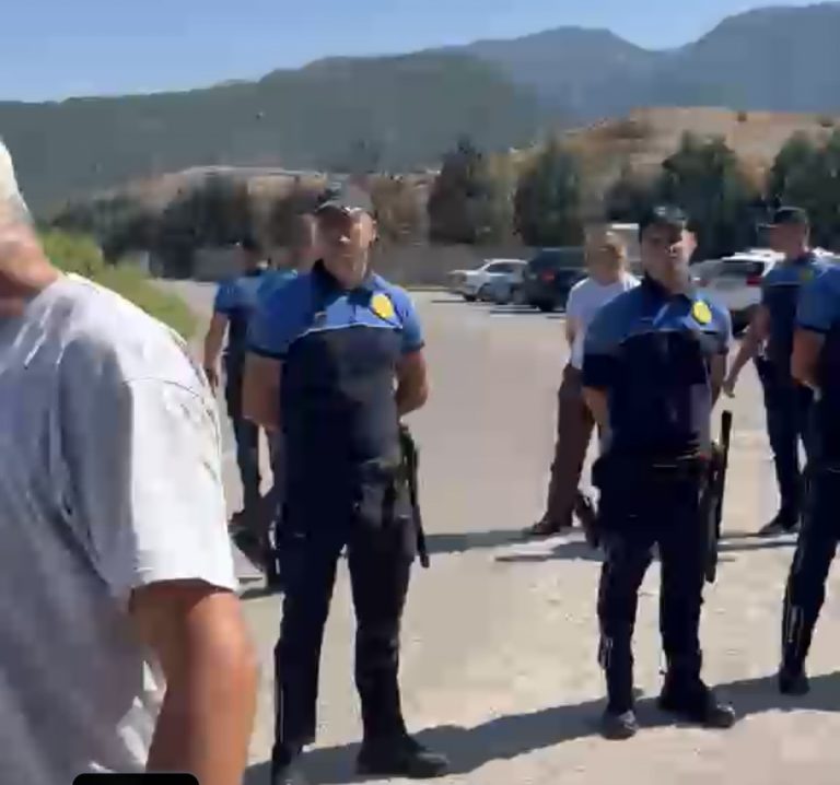 Policija deblokirala Uborak: Uhapšeno nekoliko građana, među njima zastupnik Omer Hujdur i ratni komandant Nijaz Hodžić