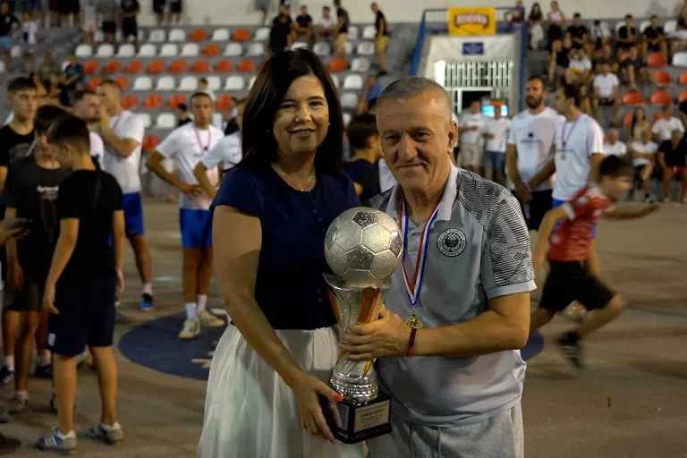 Liga mjesnih zajednica Mostara: Premijerka Buhač i ministar Marić uručili nagrade pobjednicima